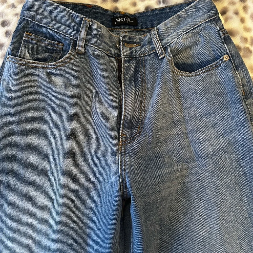 Nasty Gal Blue Flare Jeans - Picture 4 of 7